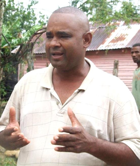 Williams Flete, productor avícola de la zona
